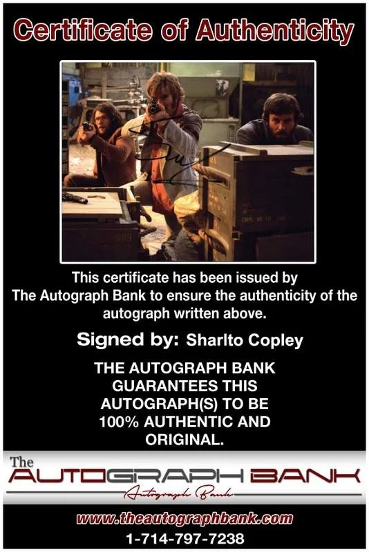 Sharlto Copley — Sharlto Copley signed celebrity 8x10 photo W/Cert Autograph 0681, image 2