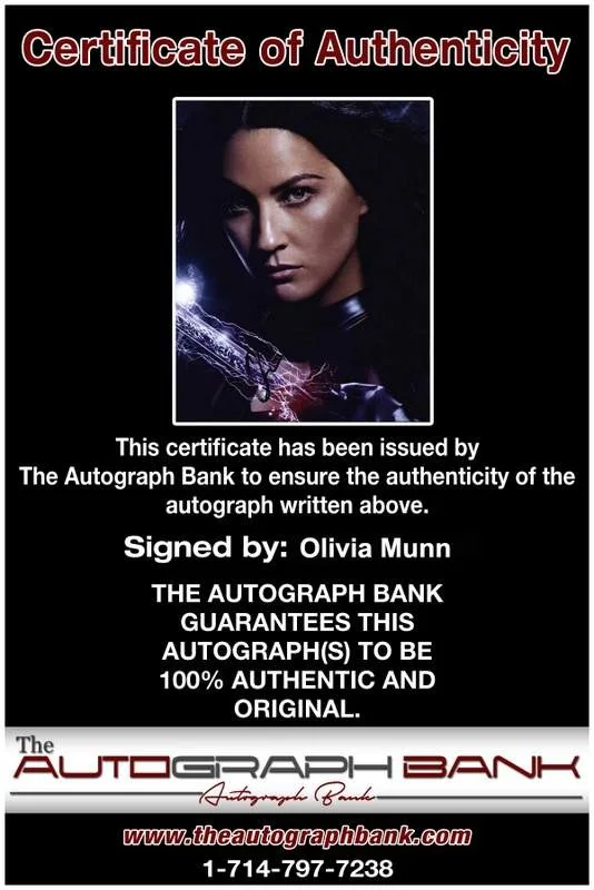 Olivia Munn — Olivia Munn signed celebrity 8x10 photo W/Cert Autograph 0531, изображение 2