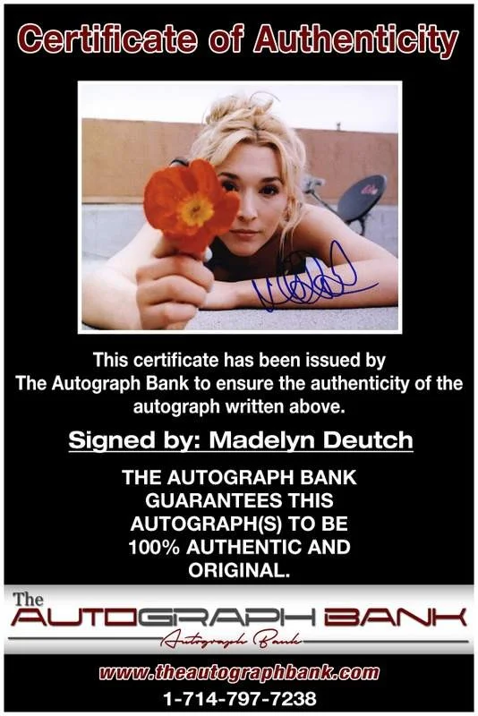 Madelyn Deutch — Madelyn Deutch authentic signed celebrity 8x10 photo W/Cert Autographed A0001, image 2