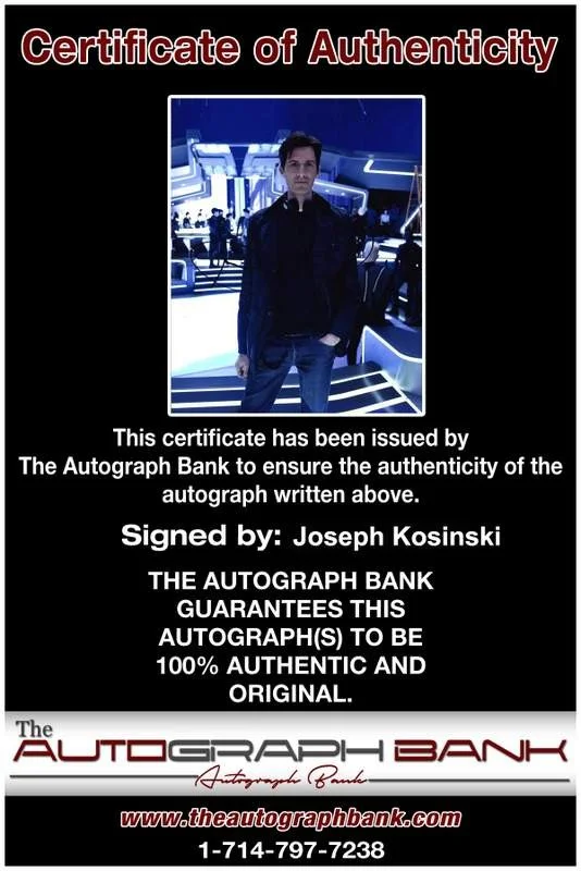 Joseph Kosinski — Joseph Kosinski signed celebrity 8x10 photo W/Cert Autograph 0386, изображение 2