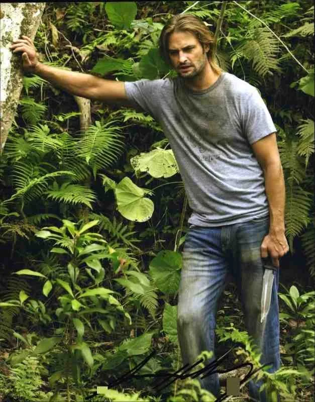 Josh Holloway — Josh Holloway signed celebrity 8x10 photo W/Cert Autograph 0225
