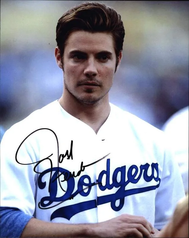 Josh Henderson — Josh Henderson signed celebrity 8x10 photo W/Cert Autograph 0390