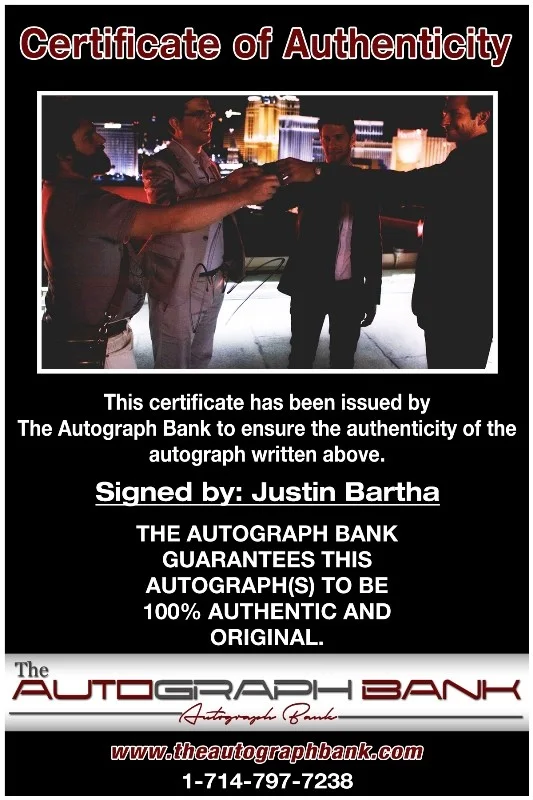 Justin Bartha — Justin Bartha authentic signed celebrity 8x10 photo W/Cert Autographed 132716a1, image 2