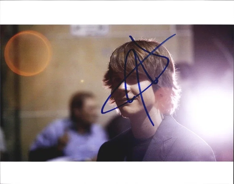 Johnny Simmons — Johnny Simmons authentic signed celebrity 8x10 photo W/Cert Autographed 132716c1