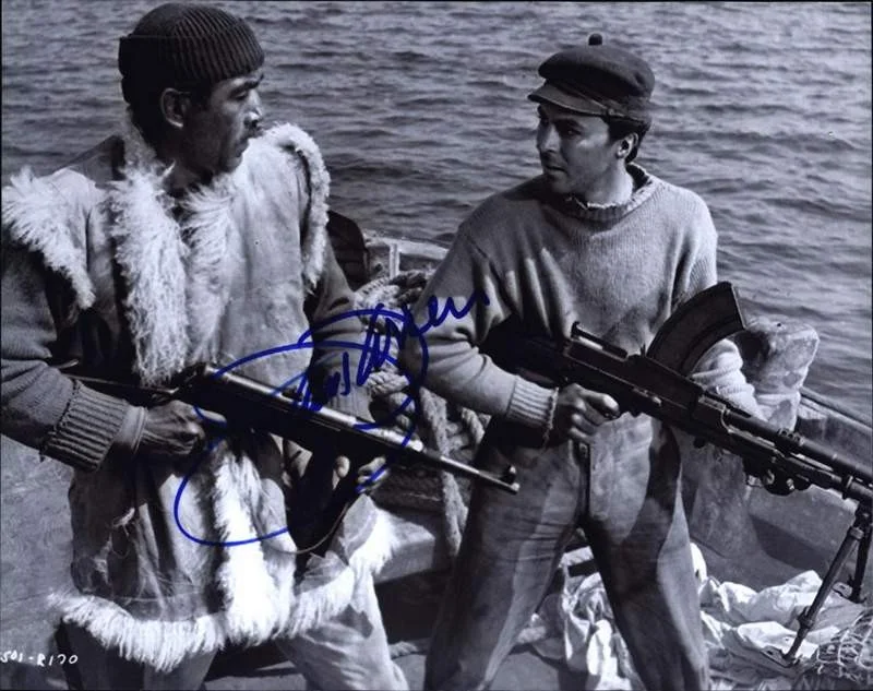 James Darren — James Darren signed celebrity 8x10 photo W/Cert Autograph 0271