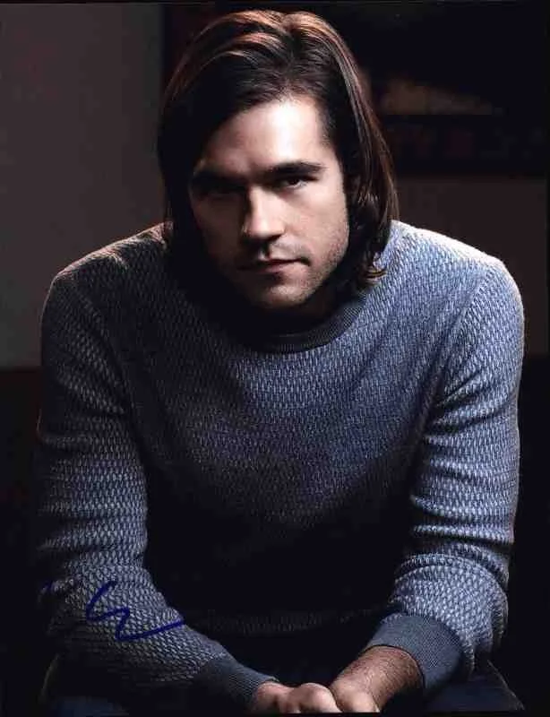 Jason Ralph — Jason Ralph signed celebrity 8x10 photo W/Cert Autograph 0175