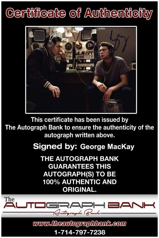George Mackay — George Mackay signed celebrity 8x10 photo W/Cert Autograph 0003, изображение 2