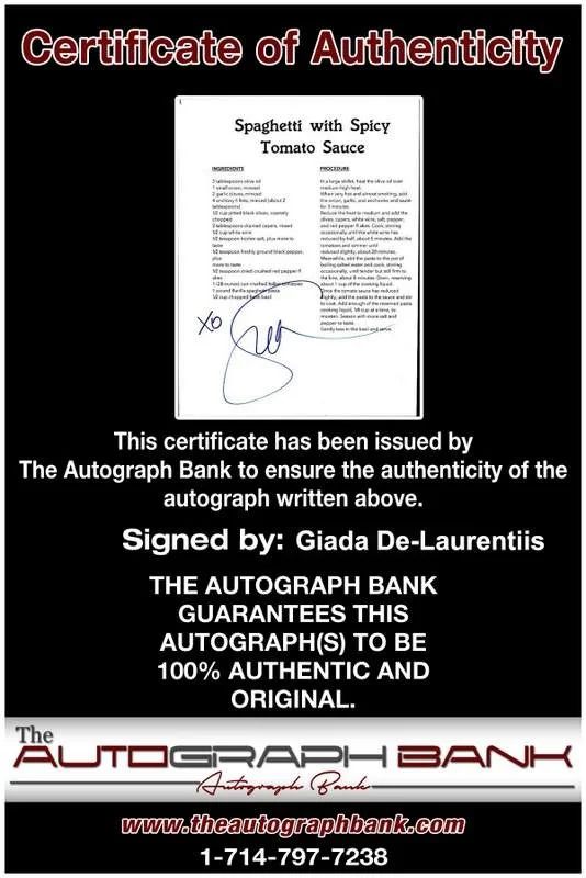 Giada De-Laurentiis — Giada De-Laurentiis signed celebrity 8x10 photo W/Cert Autograph 0139, изображение 2