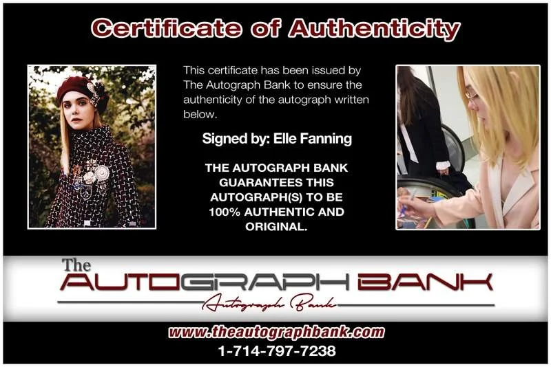 Elle Fanning — Elle Fanning authentic signed celebrity 8x10 photo W/Cert Autographed A0008, изображение 2
