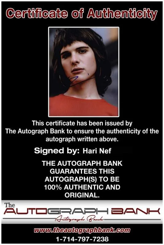 Hari Nef — Hari Nef signed celebrity 8x10 photo W/Cert Autograph 0001, изображение 2