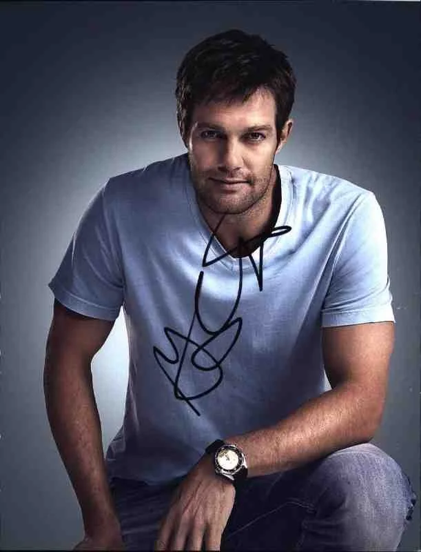 Geoff Stults — Geoff Stults signed celebrity 8x10 photo W/Cert Autograph 0134