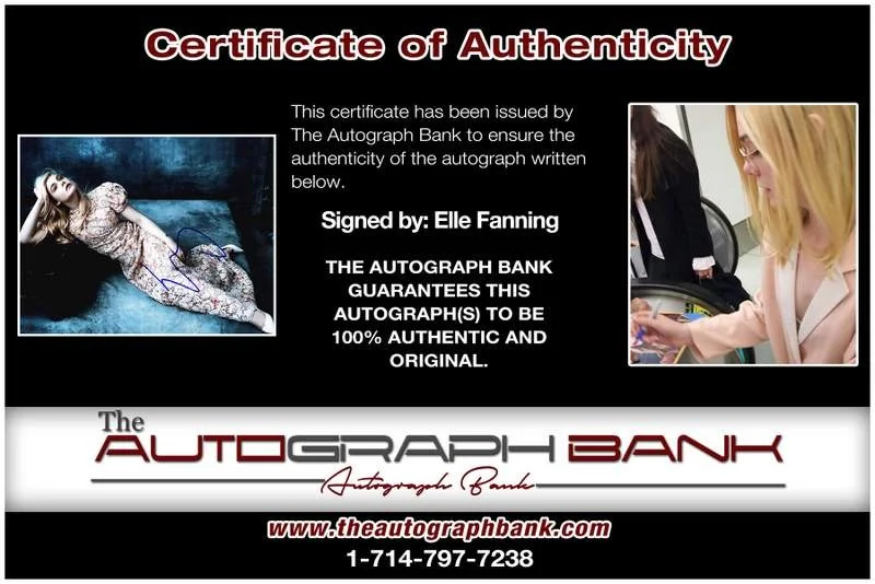 Elle Fanning — Elle Fanning authentic signed celebrity 8x10 photo W/Cert Autographed A0004, изображение 2
