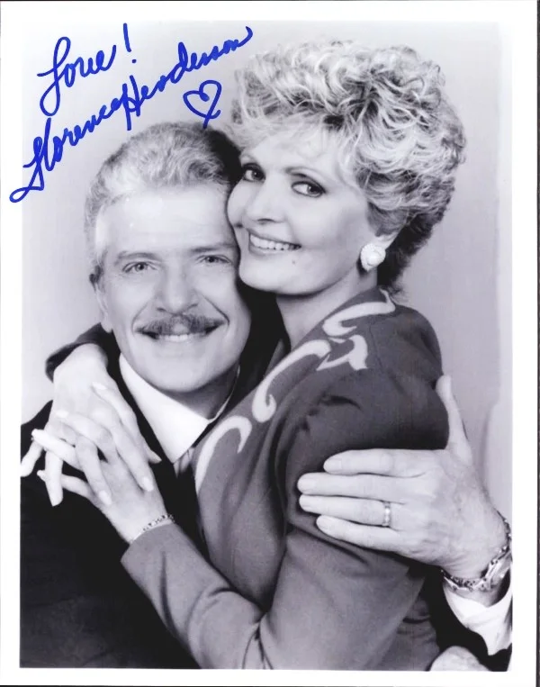 Florence Henderson — Florence Henderson authentic signed 8x10 photo |CERT Autographed 132716d1