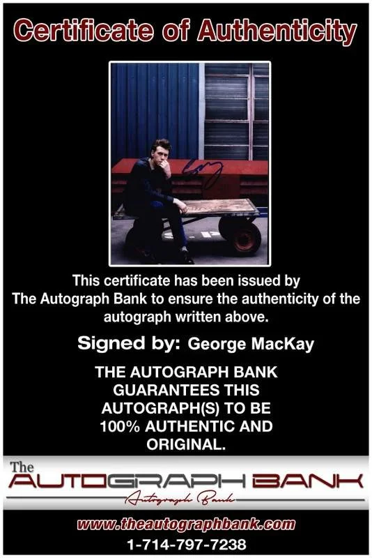 George Mackay — George Mackay signed celebrity 8x10 photo W/Cert Autograph 0002, image 2