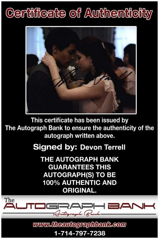 Devon Terrell — Devon Terrell signed celebrity 8x10 photo W/Cert Autograph 0002, image 2