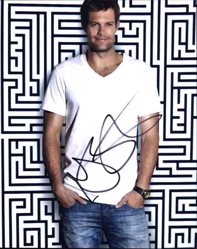 Geoff Stults — Geoff Stults signed celebrity 8x10 photo W/Cert Autograph 0130