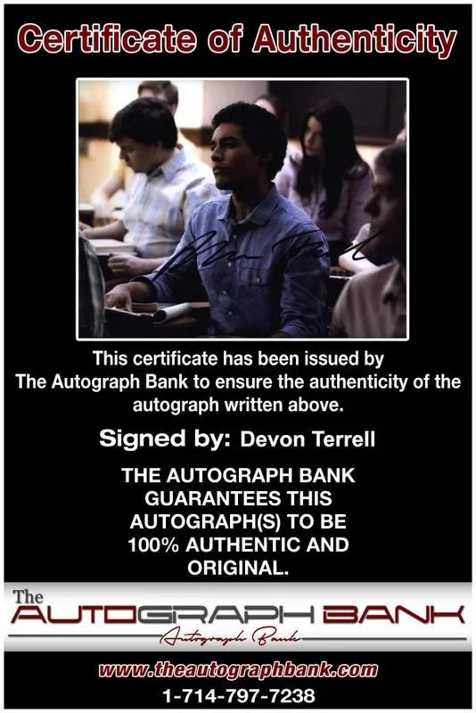 Devon Terrell — Devon Terrell signed celebrity 8x10 photo W/Cert Autograph 0001, image 2