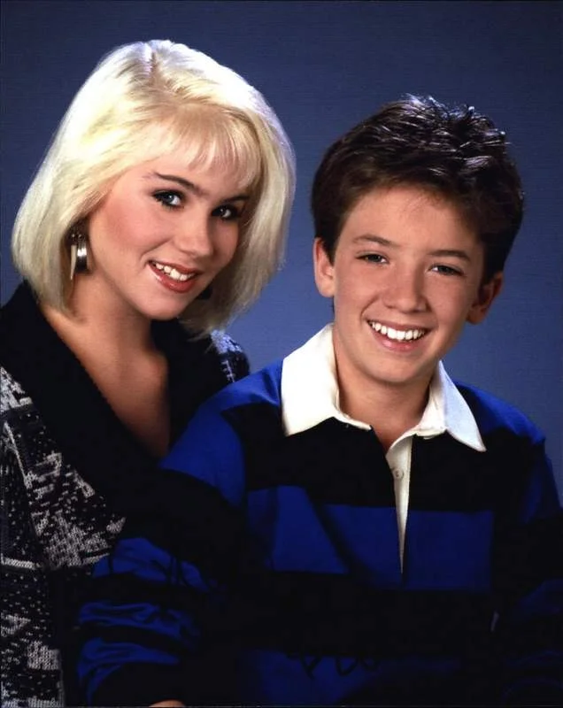 David Faustino — David Faustino signed celebrity 8x10 photo W/Cert Autograph 0142