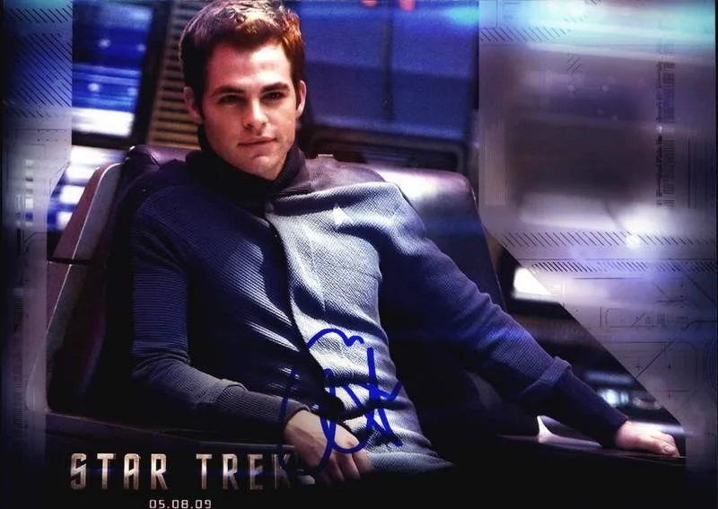 Chris Pine — Chris Pine authentic signed celebrity 8x10 photo W/Cert Autographed A0001