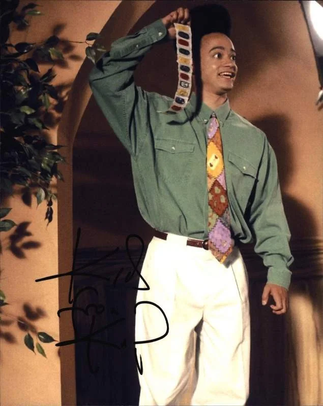 Christopher Reid — Christopher Reid signed celebrity 8x10 photo W/Cert Autograph 0114
