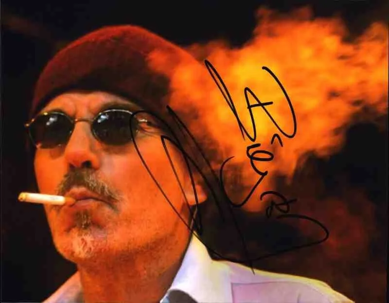 Billy-Bob Thornton — Billy-Bob Thornton signed celebrity 8x10 photo W/Cert Autograph 0028