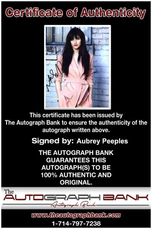 Aubrey Peeples — Aubrey Peeples signed celebrity 8x10 photo W/Cert Autograph 0022, image 2