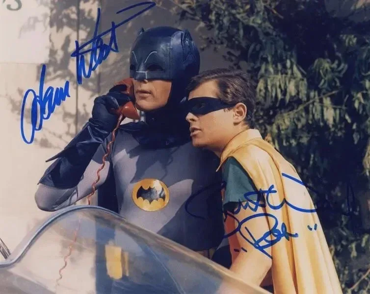 BATMAN CAST — 1966 BATMAN TV SHOW CAST SIGNED 8X11 PHOTO ADAM WEST BURT WARD AUTOGRAPH REPRINT