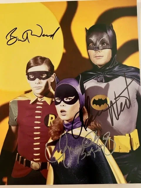 BATMAN CAST — 1966 BATMAN TV SHOW CAST SIGNED 8X11 PHOTO ADAM WEST BURT WARD AUTOGRAPH REPRINT