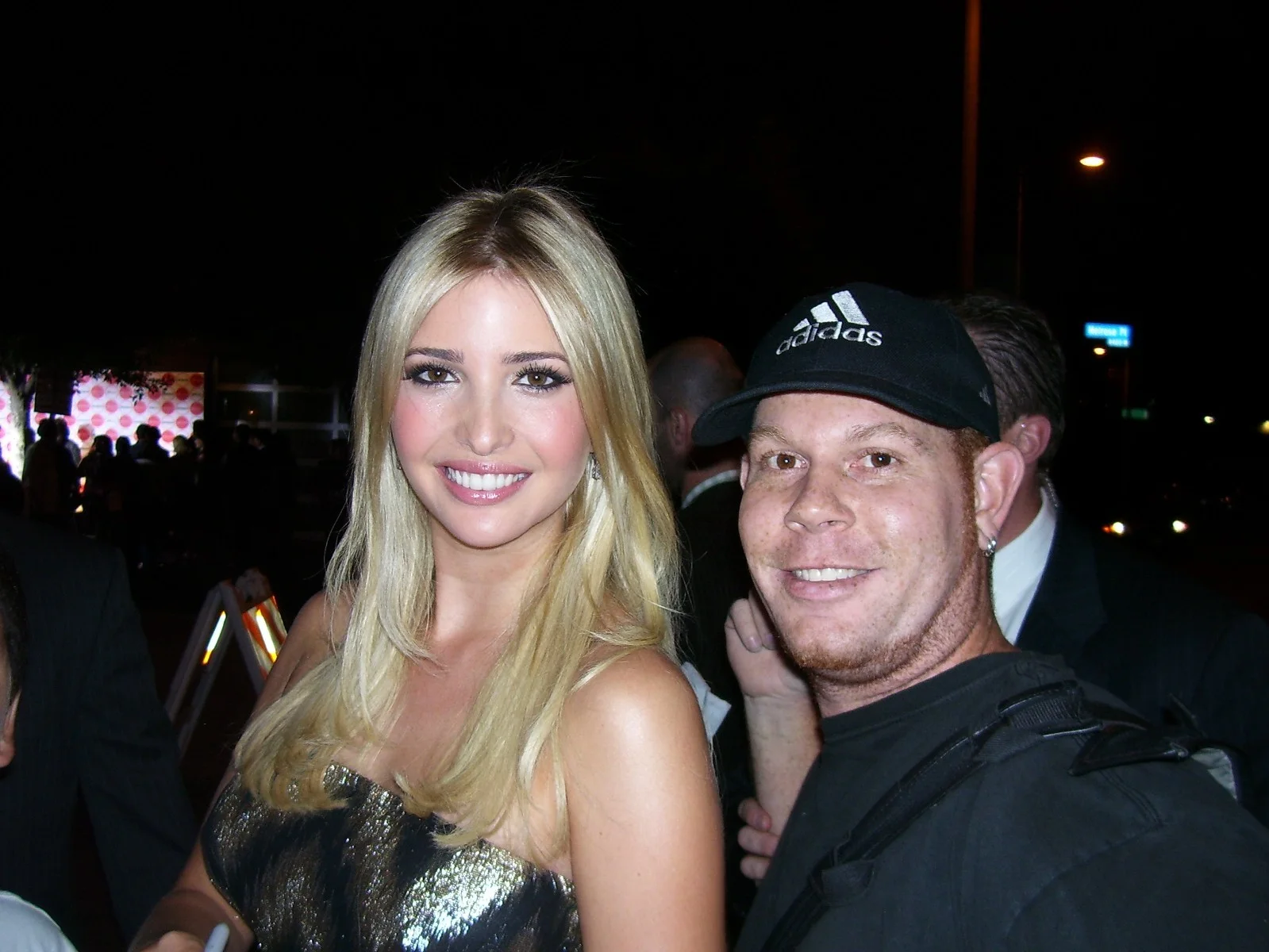 IVANKA TRUMP — Ivanka Trump W/COA matted signed index card with photo 11x17 #1, image 4