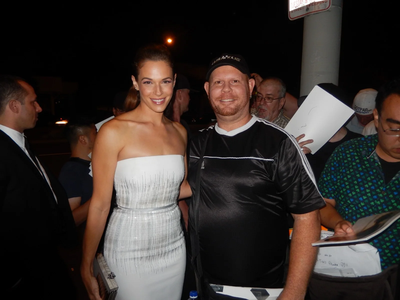 AMANDA RIGHETTI — Amanda Righetti The Mentalist matted signed index card with photo 11x17 #1 Grace, изображение 3