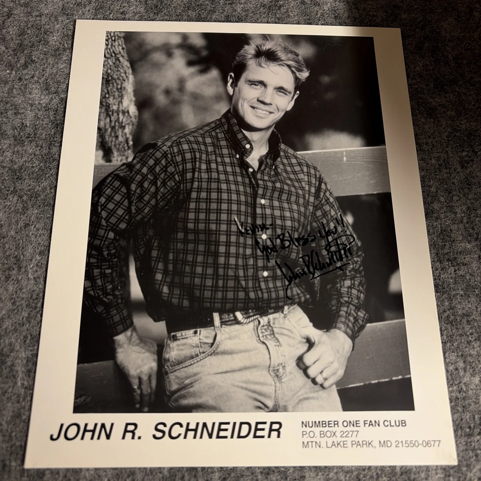 John Schneider — Autograph 8x10- John Schneider ( BO Duke ) - Country Music Star -