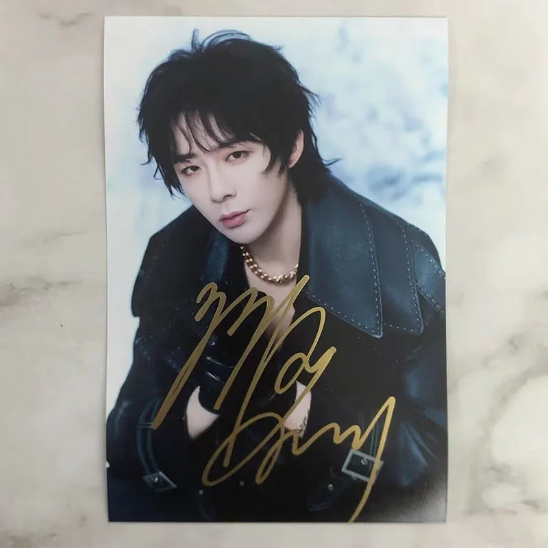 Liu Yuning Autographed Signed Photo 刘宇宁 Photo Cards, изображение 4