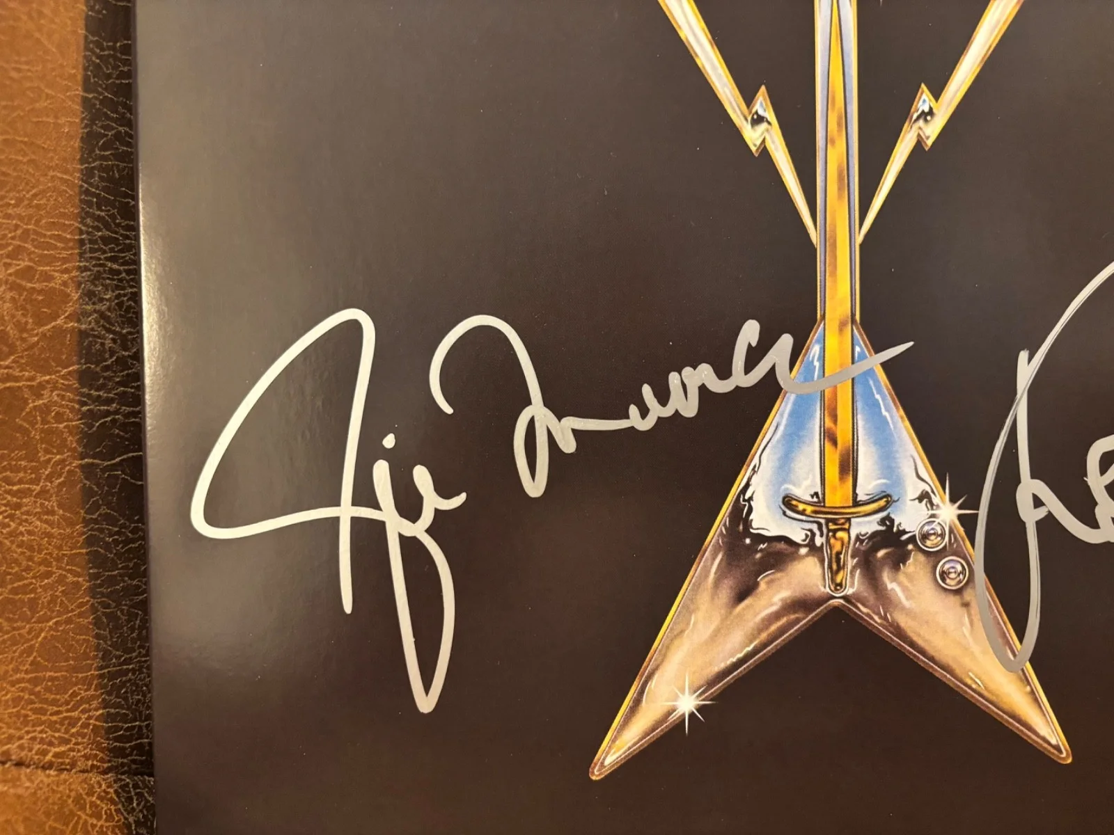 TRIUMPH SIGNED AUTOGRAPHED ALLIED FORCES LP VINYL X2 RIK & GIL RARE PROOF 2026, изображение 2