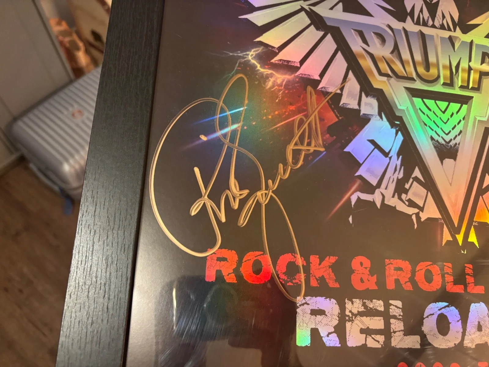 TRIUMPH SIGNED AUTOGRAPHED 2026 TOUR POSTER *FRAMED* RIK & GIL RARE PROOF RELOAD, изображение 2