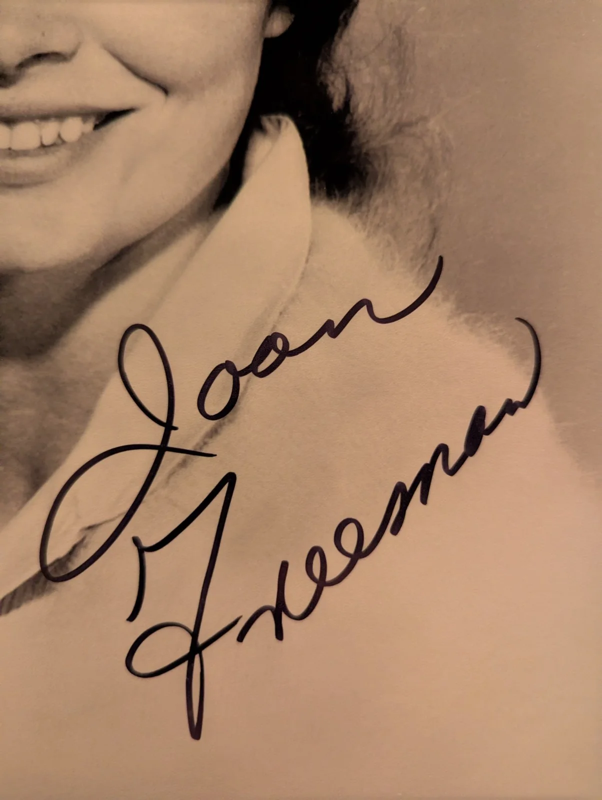 Joan Freeman — Joan Freeman Signed 8x10 Photo (JSA), image 2