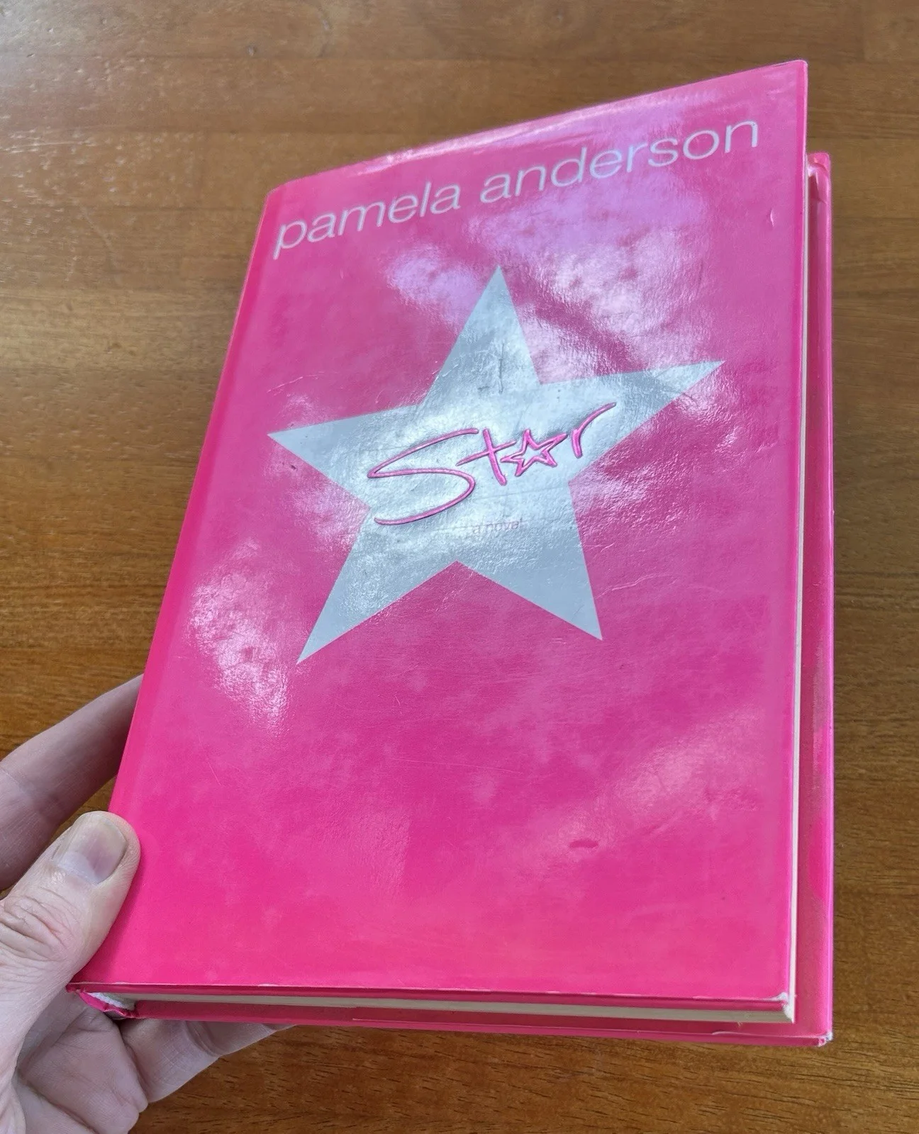 Pamela Anderson — Pamela Pam Anderson Signed Star Hardcover Book Authentic Autograph Beckett, image 5