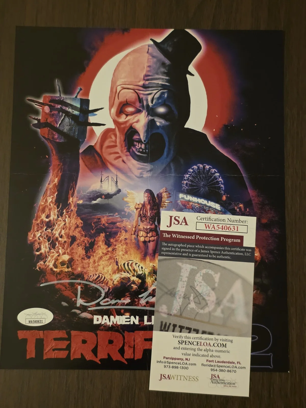 Damien Leone — Damien Leone Signed 8x10 Terrifier 2 Photo Director Creator Art Clown JSA COA, изображение 2