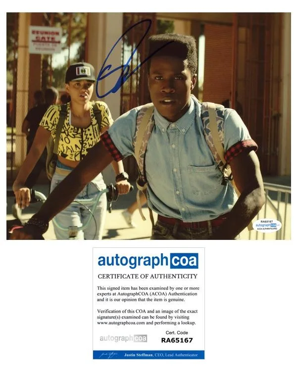 Shameik Moore — Shameik Moore "Dope" AUTOGRAPH Signed 8x10 Photo ACOA, image 2