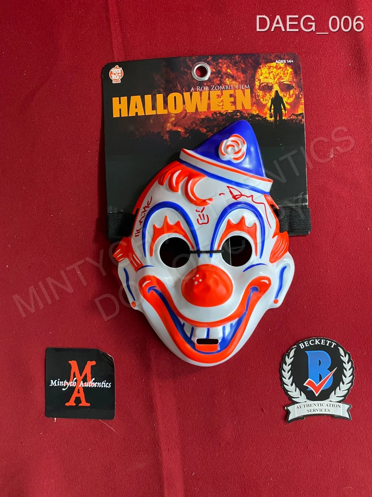 Daeg Faerch — Daeg Faerch signed young Michael Myers clown mask Rob Zombie Halloween Beckett