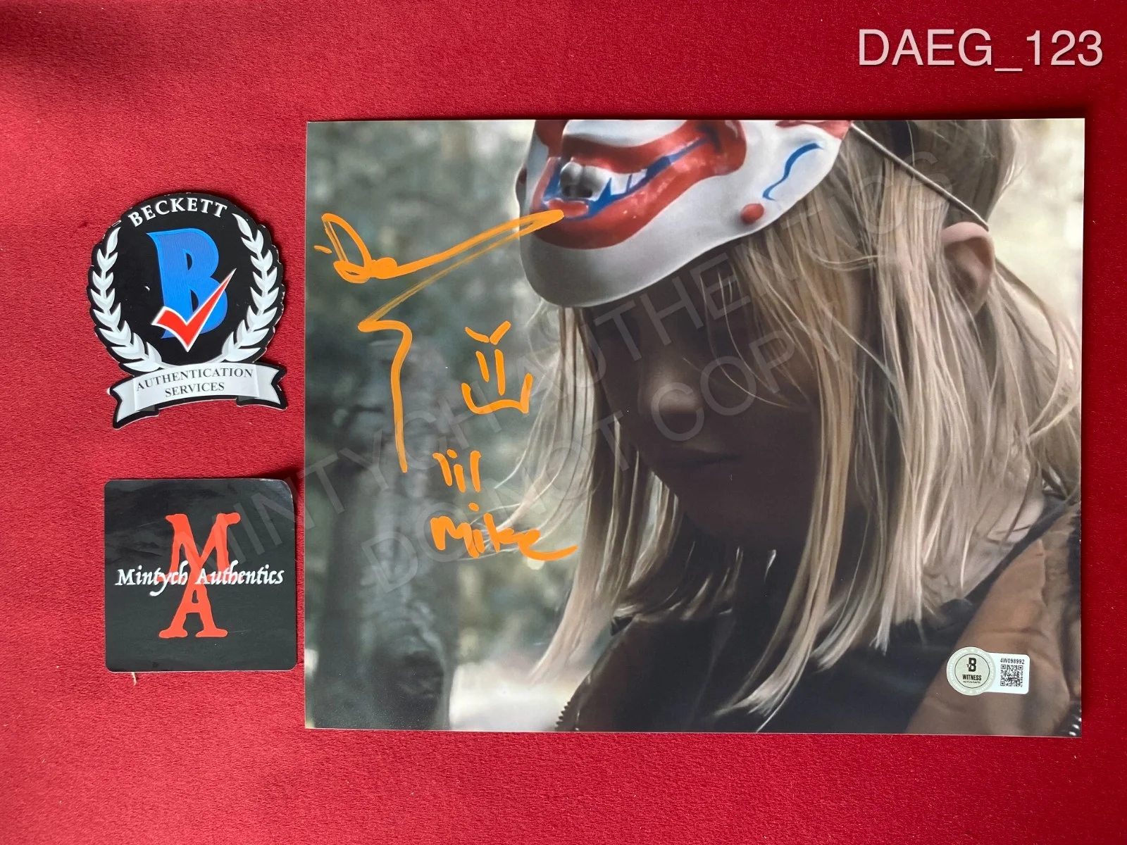 Daeg Faerch — Daeg Faerch autographed signed 8x10 photo Rob Zombie Halloween Beckett COA