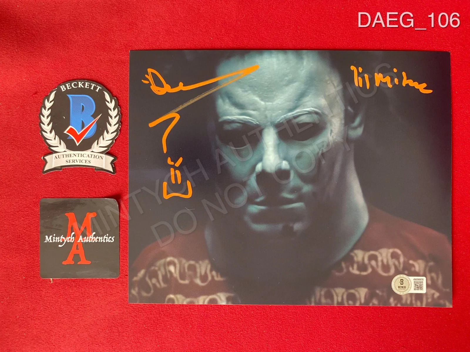 Daeg Faerch — Daeg Faerch autographed signed 8x10 photo Rob Zombie Halloween Beckett COA