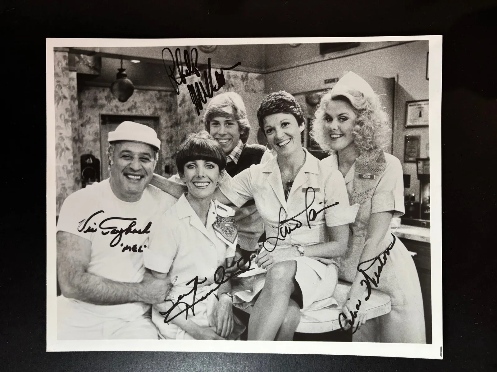 ALICE CAST — ALICE TV SHOW CAST 8.5X11 SIGNED PHOTO AUTOGRAPH ALL SIGNATURES POSTER REPRINT