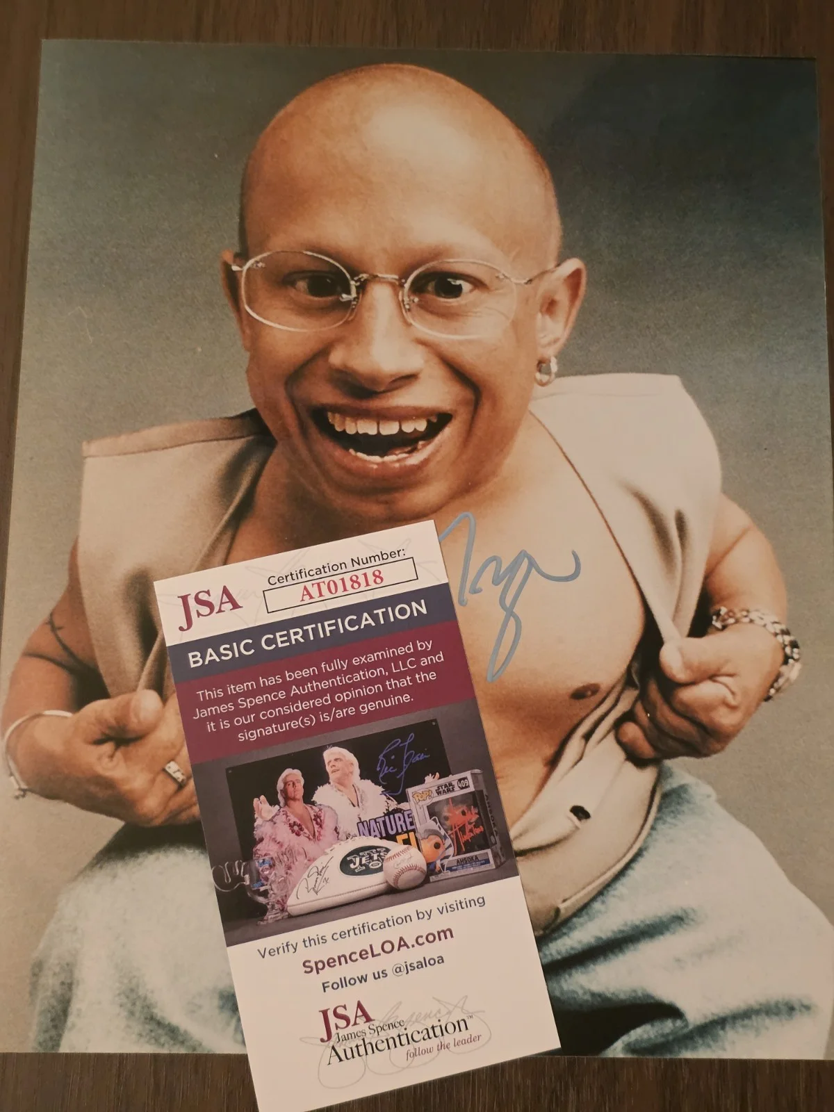 Verne Troyer — Austin Powers Verne Troyer Mini-me signed 8x10 photo JSA COA RIP Autograph, image 2