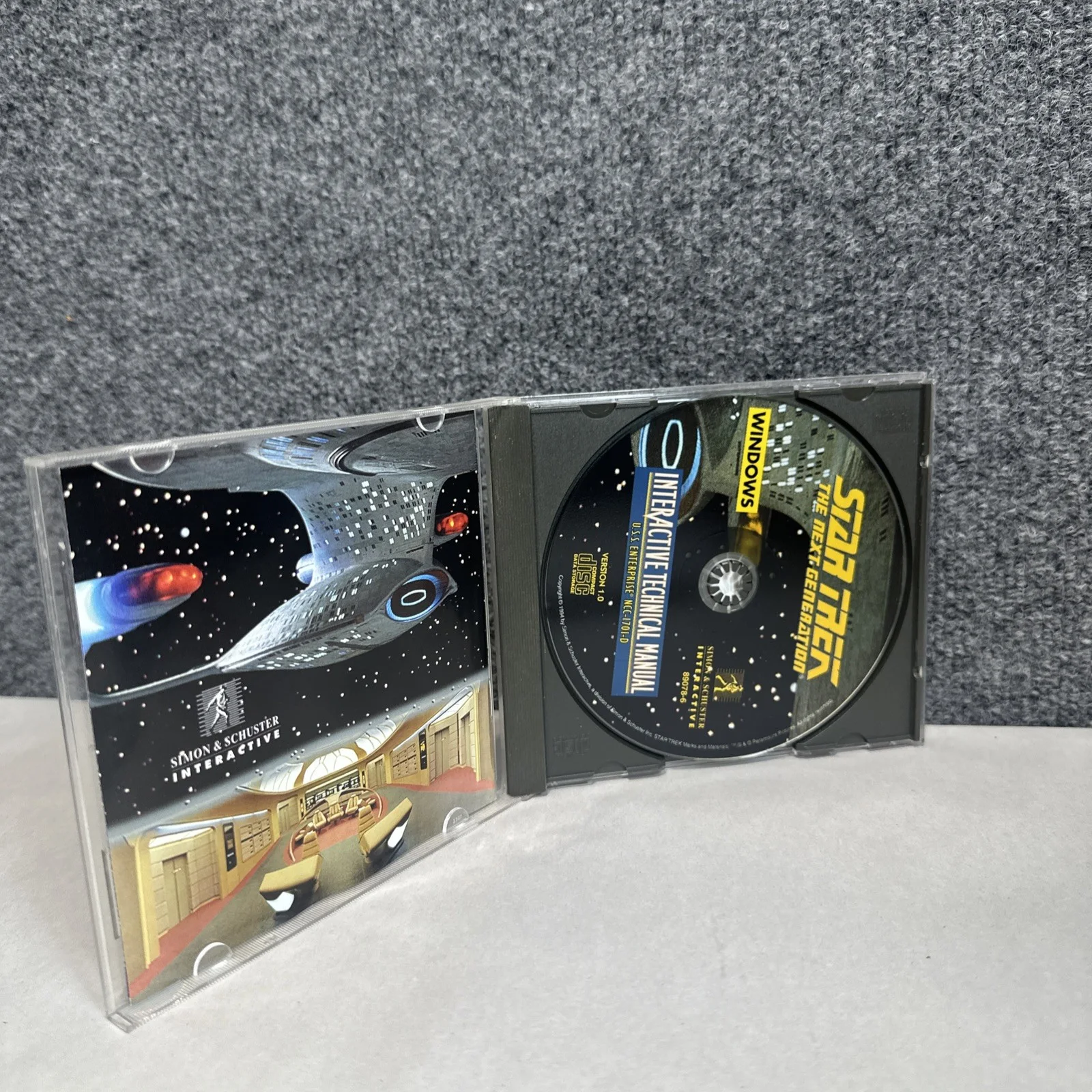 Star Trek Interactive Technical Manual Virtual, image 2