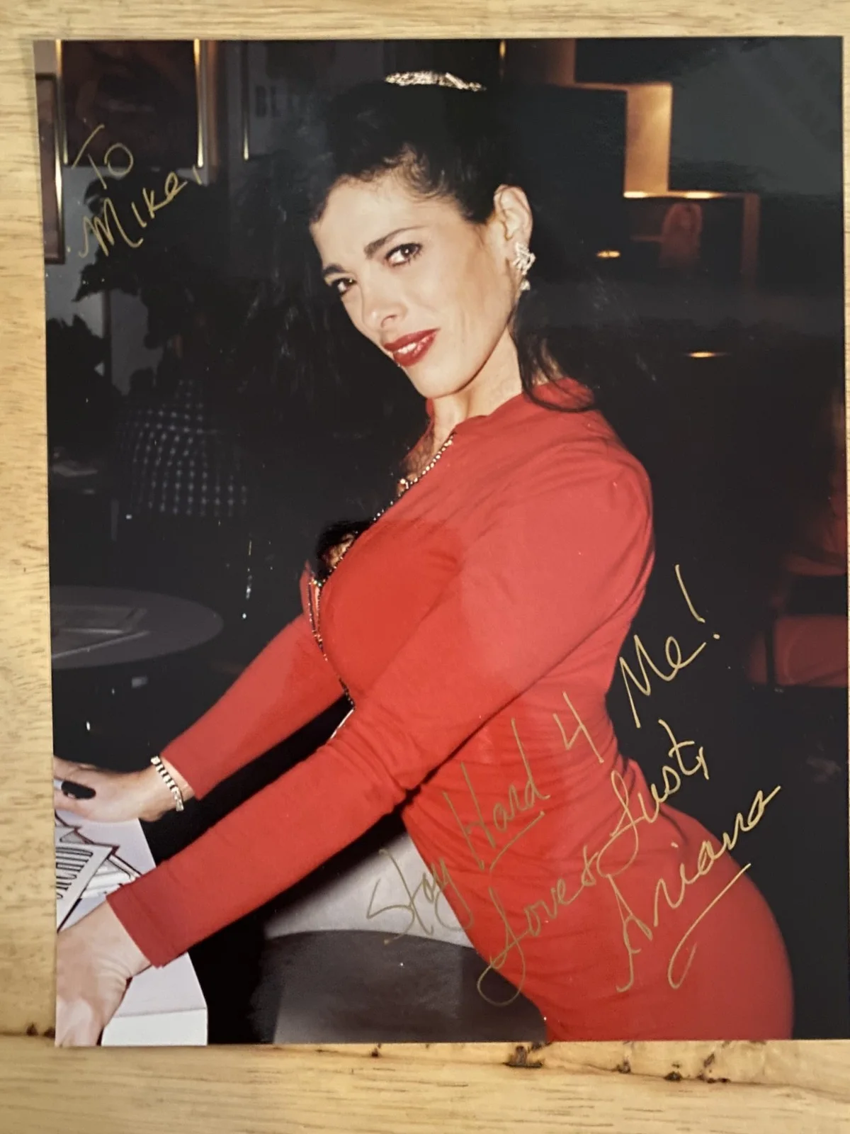 ARIANA — ARIANA SEXY SIGNED PERSONALIZED 8 X 10 CANDID PHOTO ADULT FILM STAR
