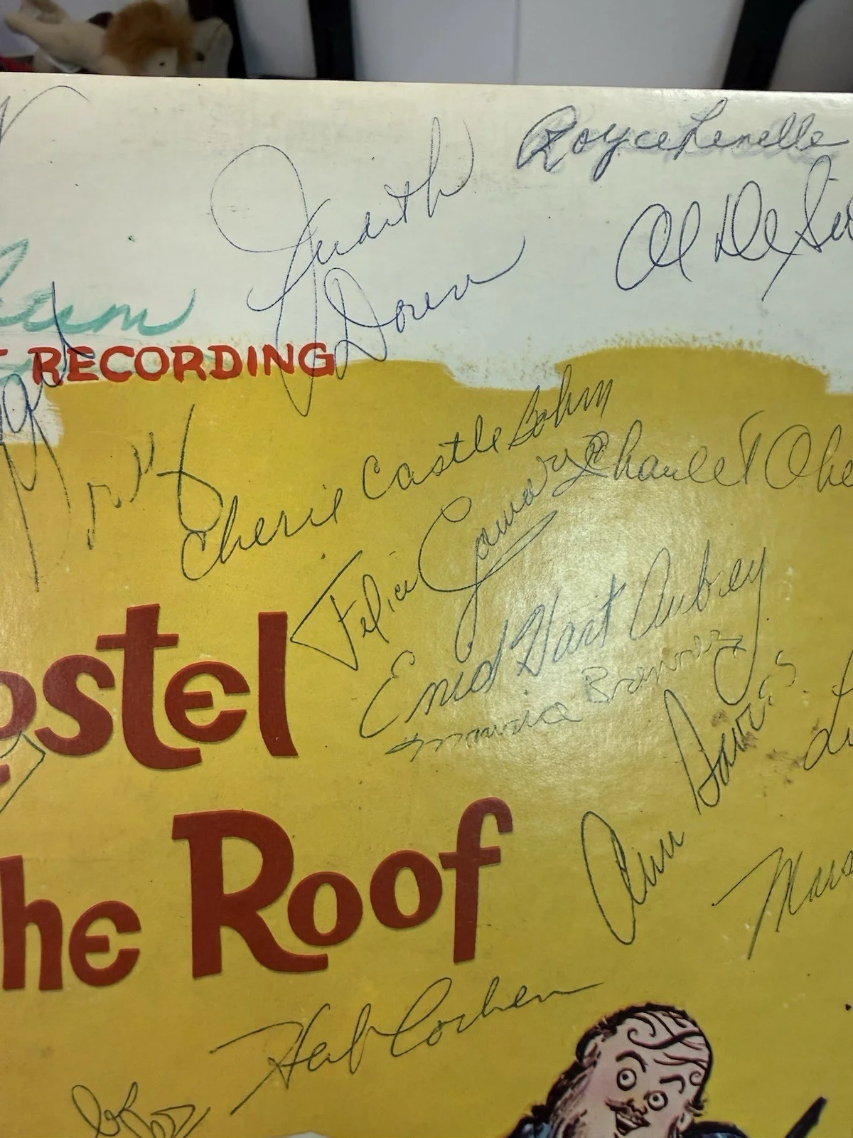 Vintage Signed Fiddler On The Roof LP Paul Lipson Touring Cast Autographs, изображение 5