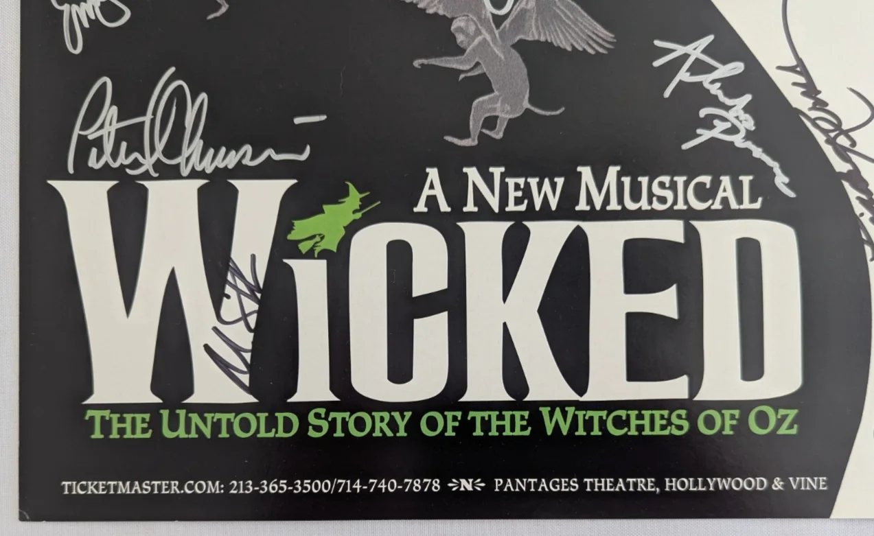 Cast — Wicked Musical , Pantages Theatre, Hollywood - 2007 Poster 14 x 22 Autographed, изображение 2