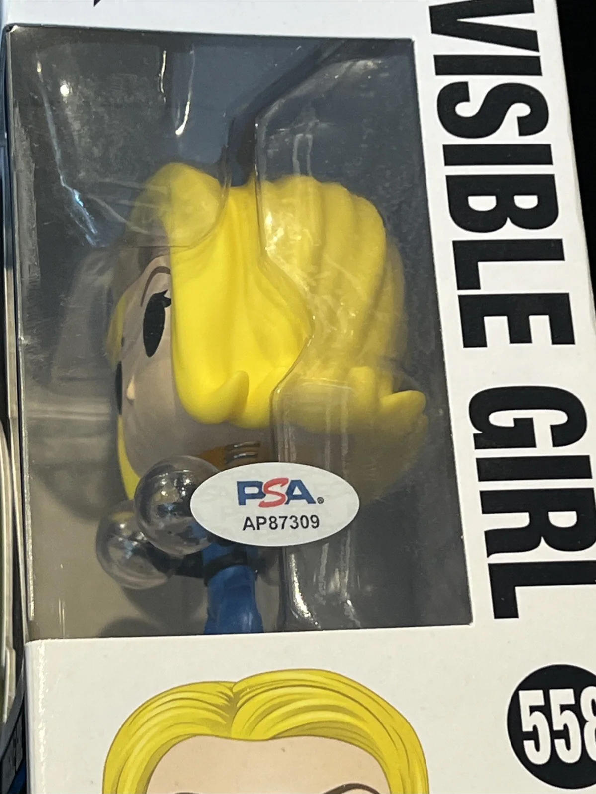 Vannesa Kirby — Vannesa Kirby Signed Autograph Fantastic Four Funko Exclusive PSA/DNA, изображение 3