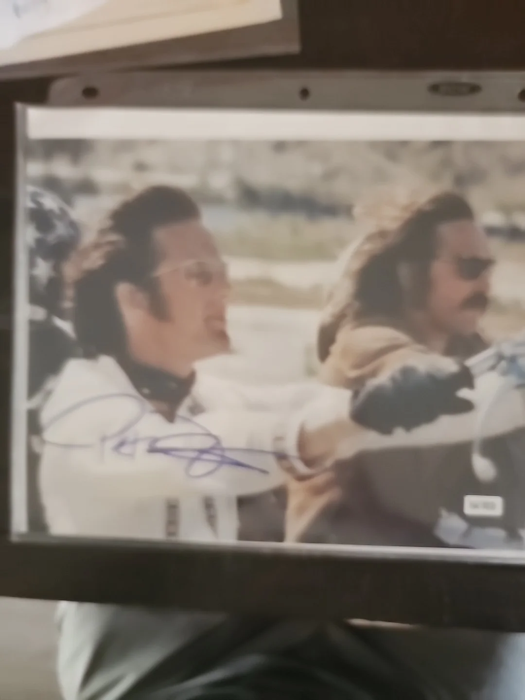 PETER FONDA — PETER FONDA SIGNED EASY RIDER PHOTO 8X10 MOTORCYCLE AUTOGRAPH BECKETT COA RIP