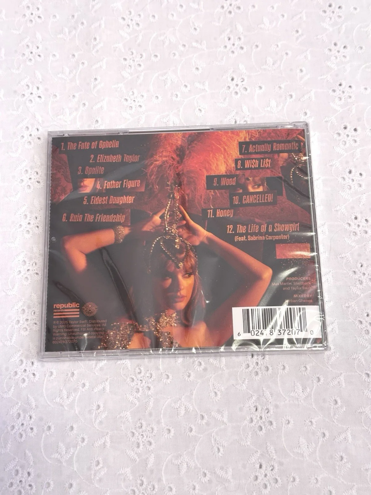 *SEALED* Taylor Swift The Life of a Showgirl Hand Signed Photo CD Lot of 3, изображение 3